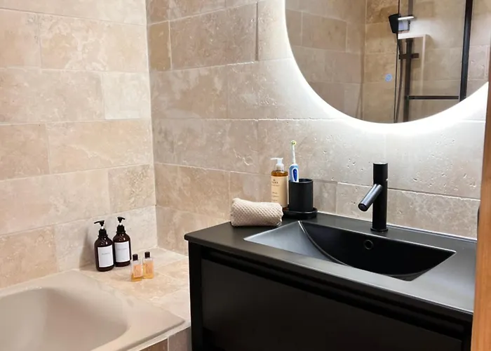 Val Thorens, Serac 7 - Neuf, Pied Des Pistes, Plein Sud, Vue Magnifique - Familial *