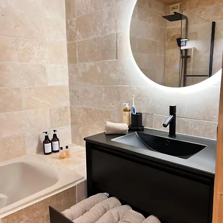 Val Thorens, Serac 7 - Neuf, Pied Des Pistes, Plein Sud, Vue Magnifique - Familial *